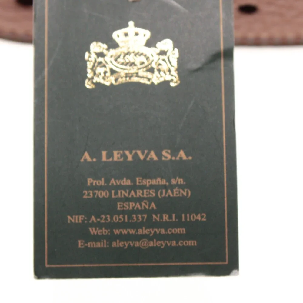 Leyva NWT Classic Belt Size 90 (US 34) in Brown Leather Made in Spain